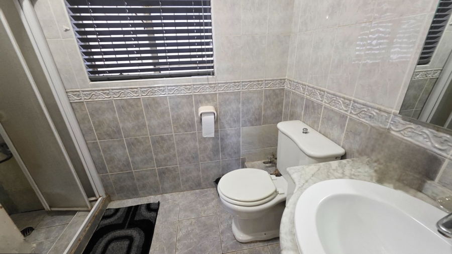3 Bedroom Property for Sale in Erasmia Gauteng