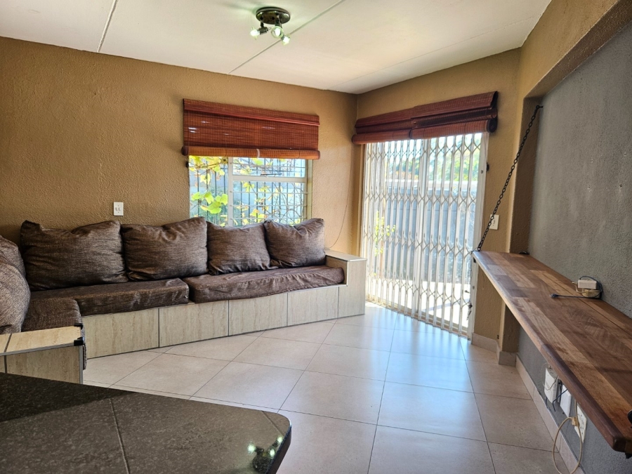 3 Bedroom Property for Sale in Bromhof Gauteng