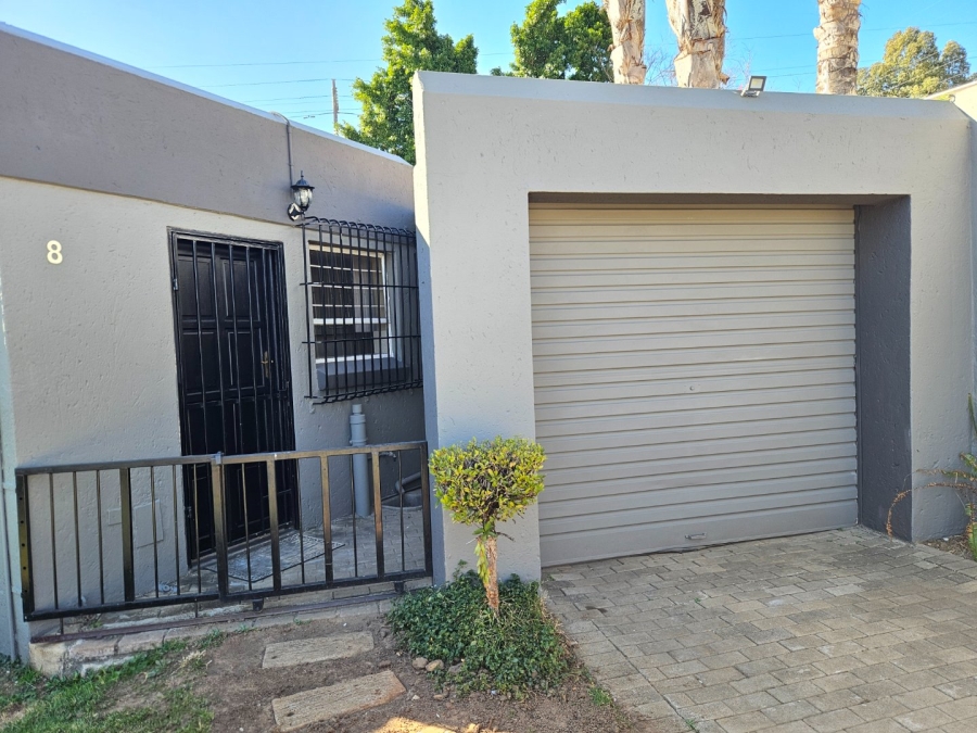 3 Bedroom Property for Sale in Bromhof Gauteng