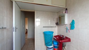 3 Bedroom Property for Sale in Florida Lake Gauteng