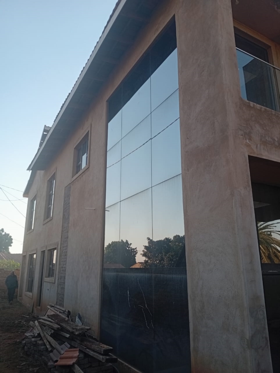 7 Bedroom Property for Sale in Soshanguve South Ext 8 Gauteng