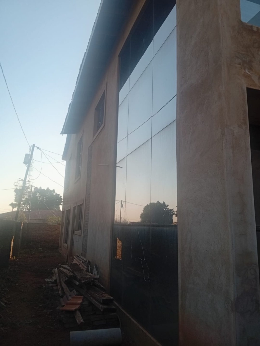 7 Bedroom Property for Sale in Soshanguve South Ext 8 Gauteng