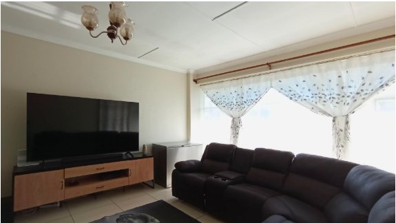 2 Bedroom Property for Sale in Florida Lake Gauteng