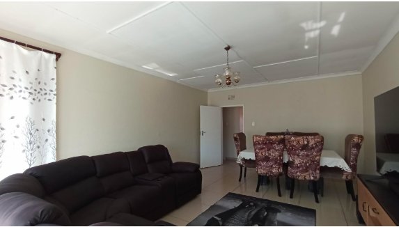 2 Bedroom Property for Sale in Florida Lake Gauteng