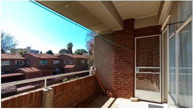 2 Bedroom Property for Sale in Florida Lake Gauteng