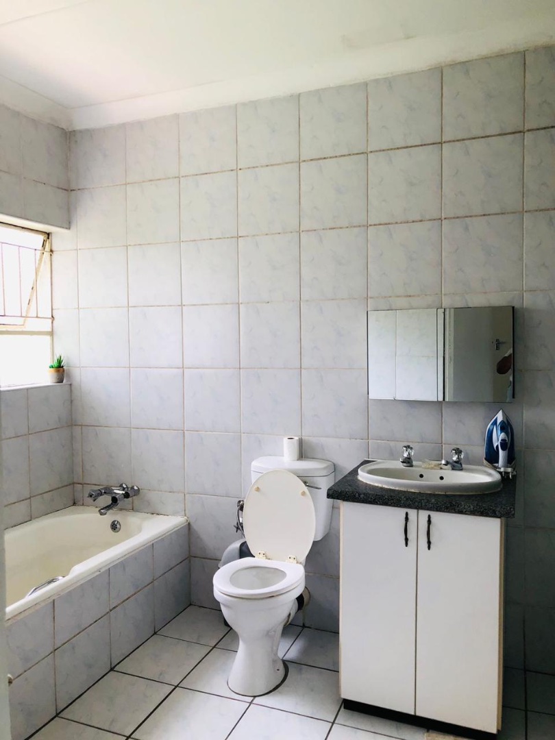 3 Bedroom Property for Sale in Birchleigh Gauteng