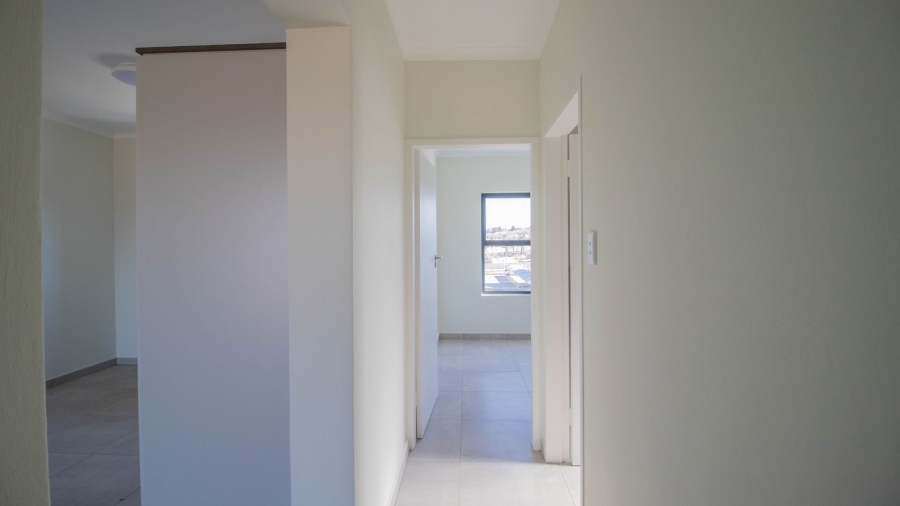 1 Bedroom Property for Sale in Lilianton Gauteng