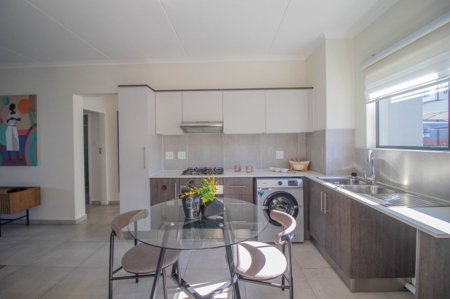 2 Bedroom Property for Sale in Lilianton Gauteng
