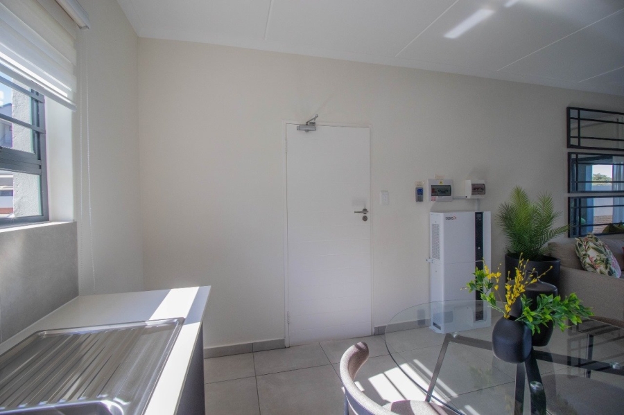 2 Bedroom Property for Sale in Lilianton Gauteng