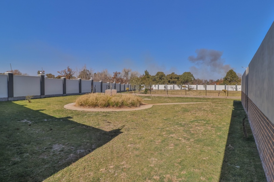 1 Bedroom Property for Sale in Lilianton Gauteng