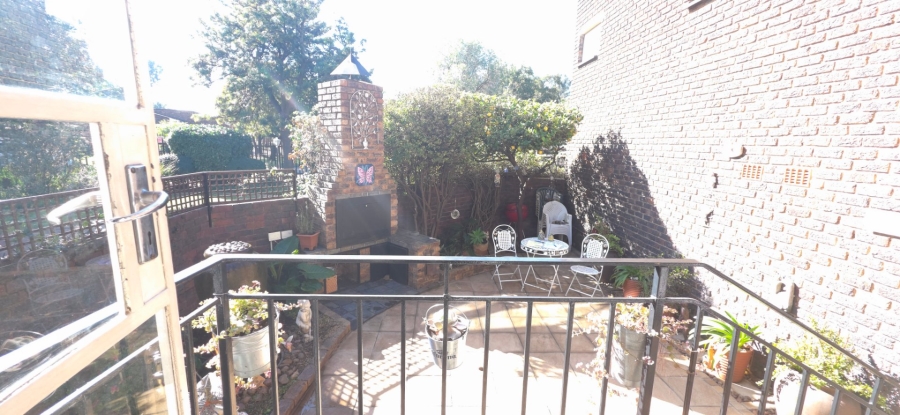 3 Bedroom Property for Sale in Brackenhurst Gauteng