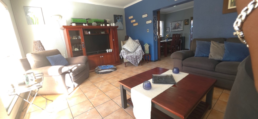 3 Bedroom Property for Sale in Brackenhurst Gauteng