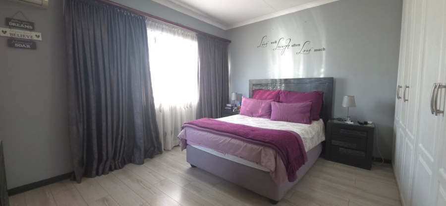 3 Bedroom Property for Sale in Brackenhurst Gauteng