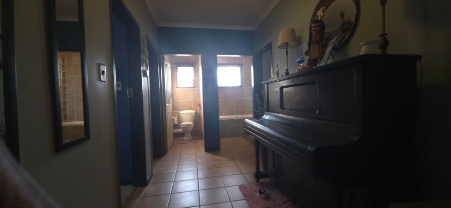 3 Bedroom Property for Sale in Brackenhurst Gauteng