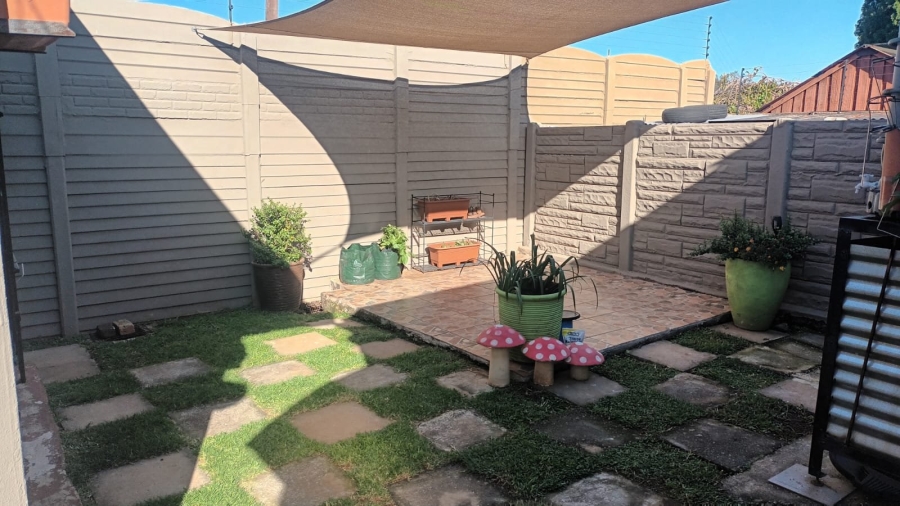 3 Bedroom Property for Sale in Florentia Gauteng