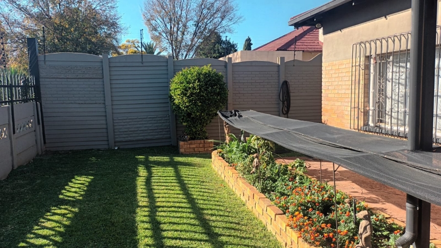 3 Bedroom Property for Sale in Florentia Gauteng