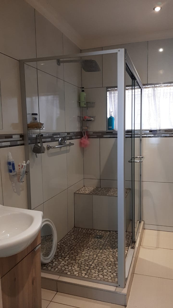 3 Bedroom Property for Sale in Theresa Park Gauteng