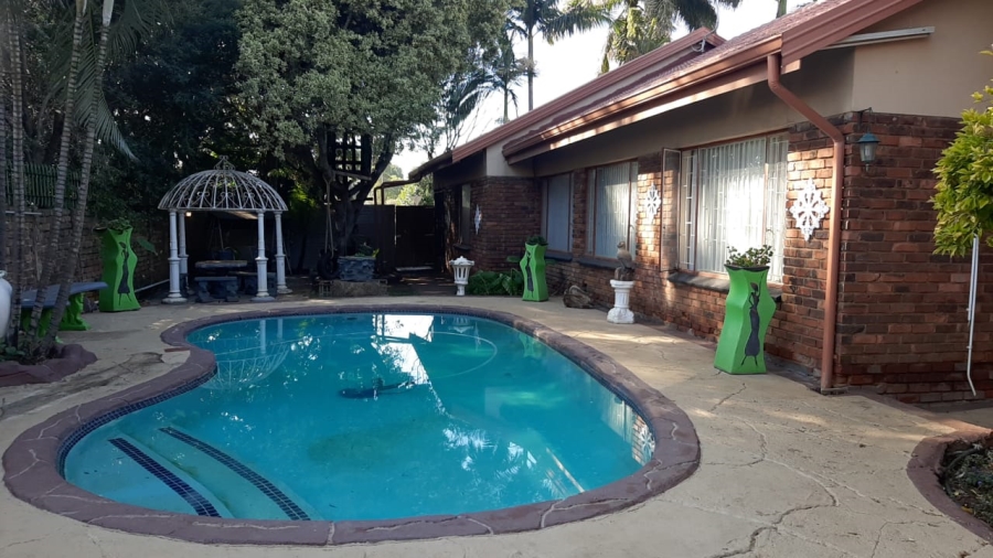3 Bedroom Property for Sale in Theresa Park Gauteng