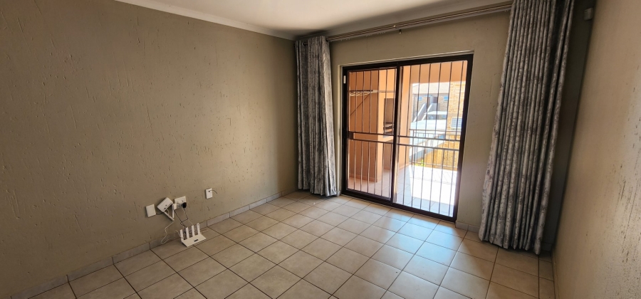 To Let 3 Bedroom Property for Rent in Wilgeheuwel Gauteng