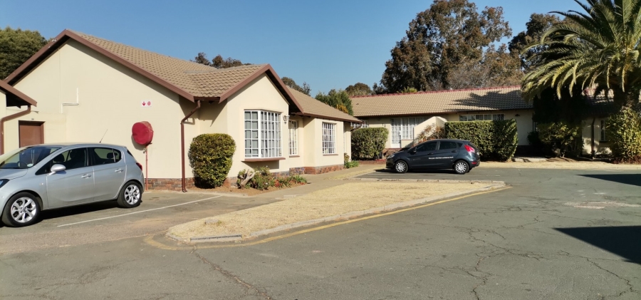 To Let 1 Bedroom Property for Rent in Ormonde Gauteng