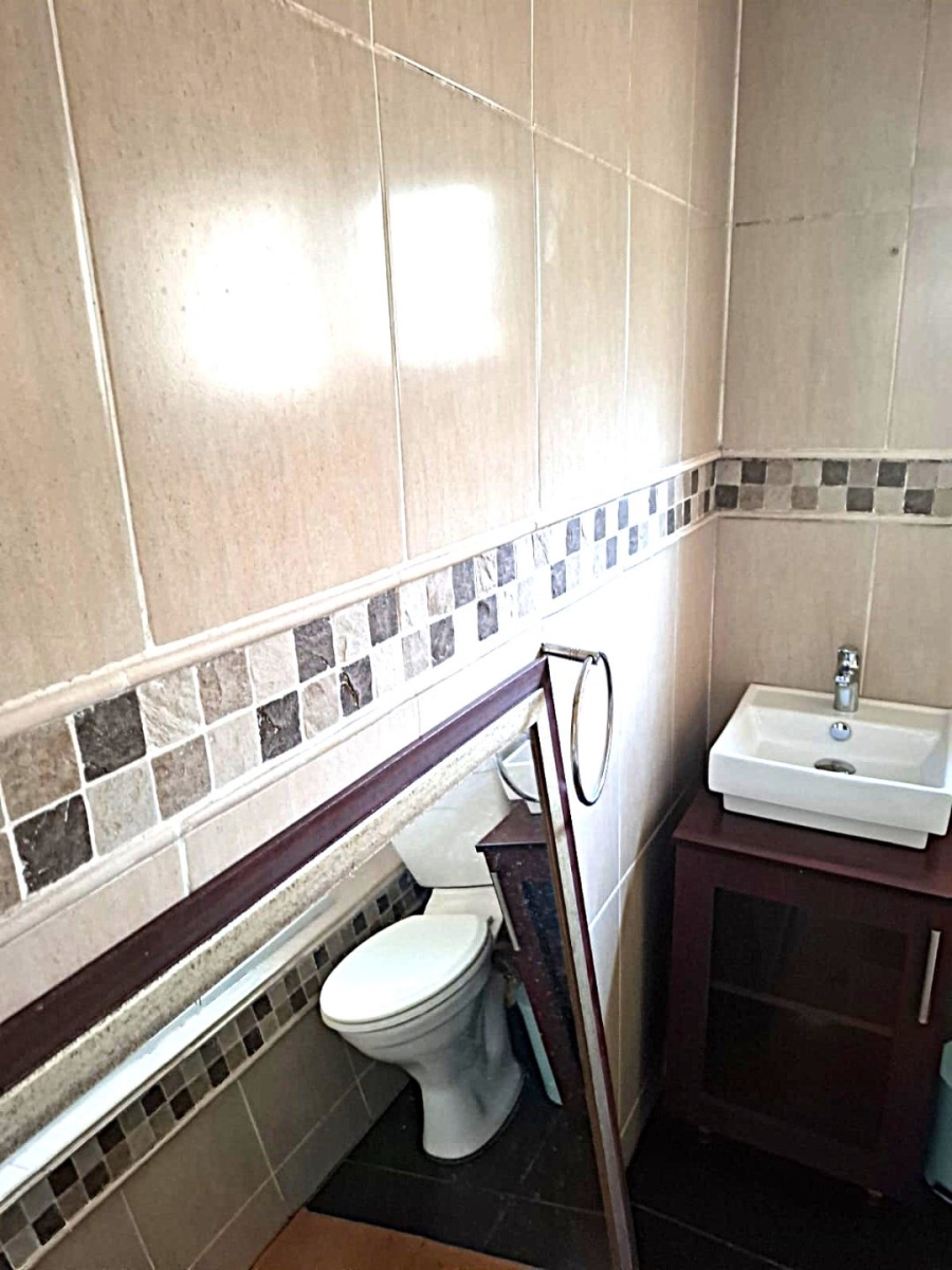 2 Bedroom Property for Sale in Craighall Gauteng