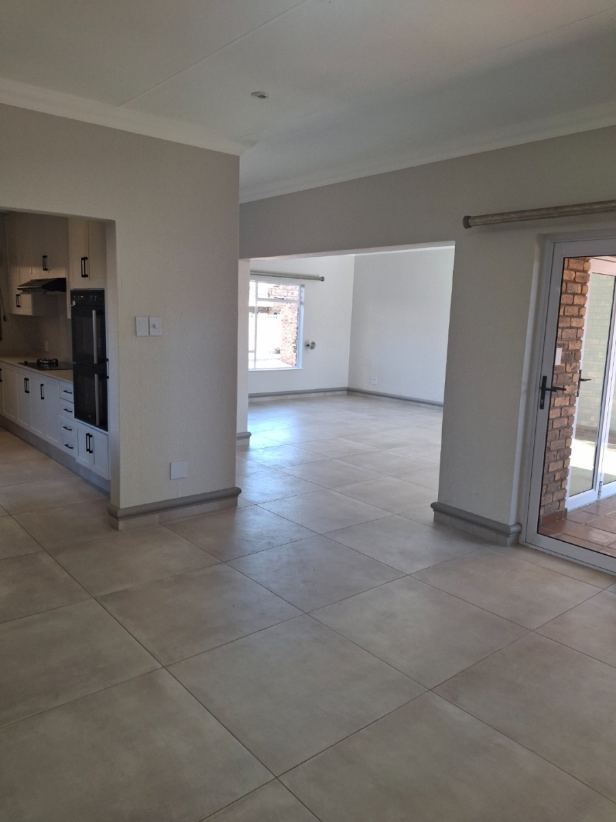 3 Bedroom Property for Sale in Northmead Gauteng