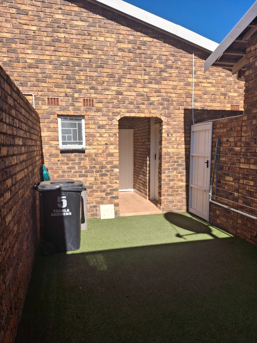 3 Bedroom Property for Sale in Northmead Gauteng