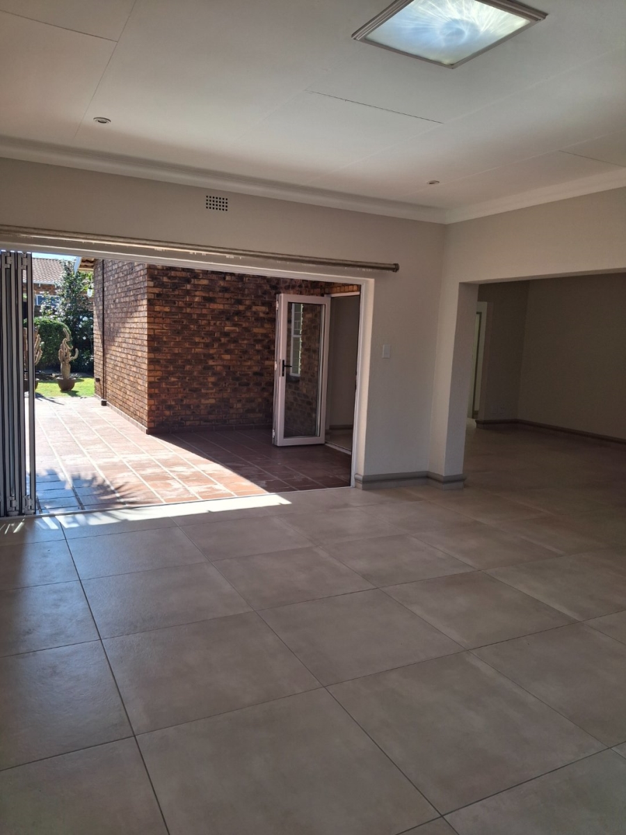 3 Bedroom Property for Sale in Northmead Gauteng