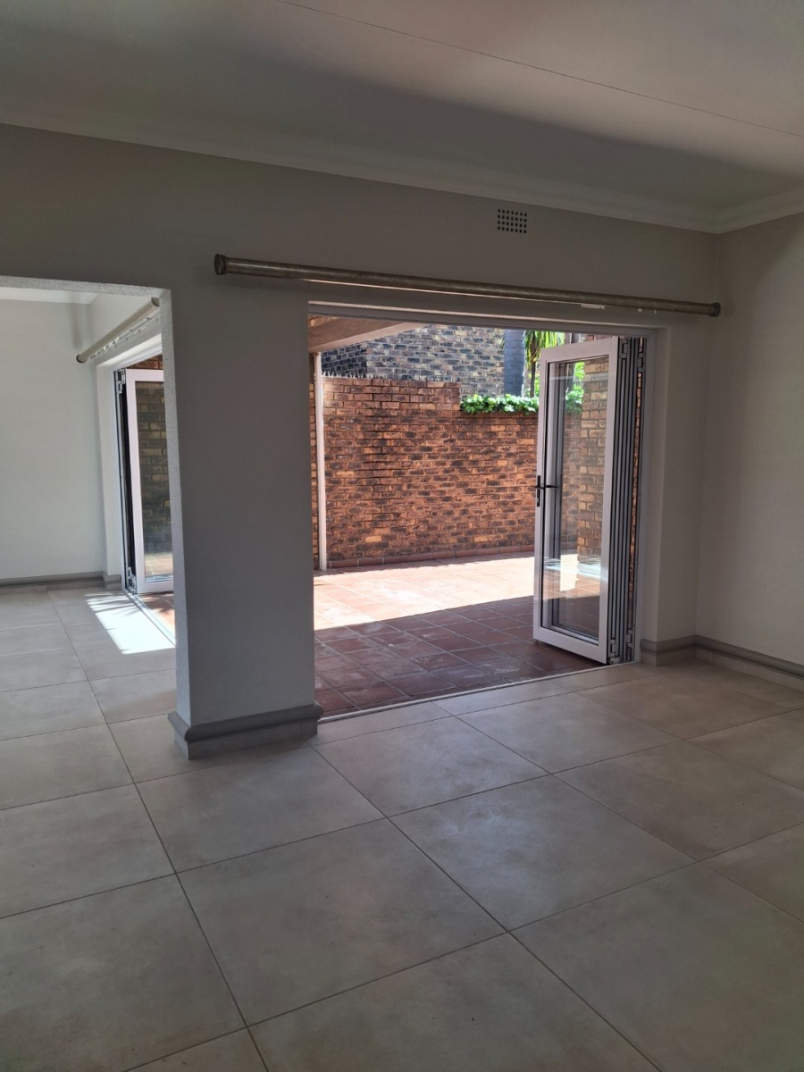 3 Bedroom Property for Sale in Northmead Gauteng
