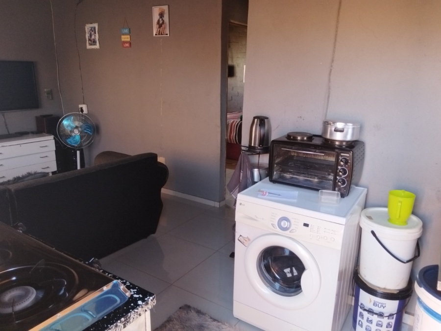 To Let 2 Bedroom Property for Rent in Soshanguve East Gauteng