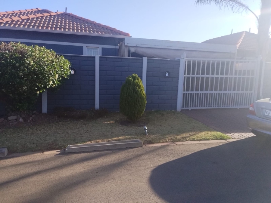 To Let 3 Bedroom Property for Rent in Leopard