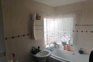 To Let  Bedroom Property for Rent in Wentworth Park Gauteng