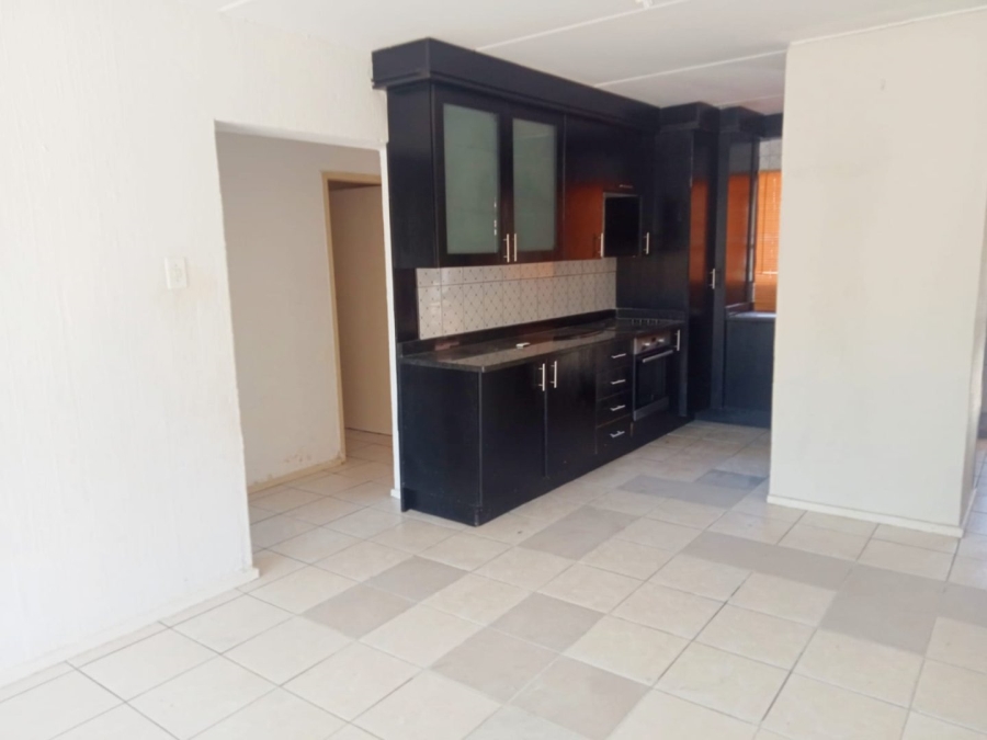3 Bedroom Property for Sale in Vorna Valley Gauteng
