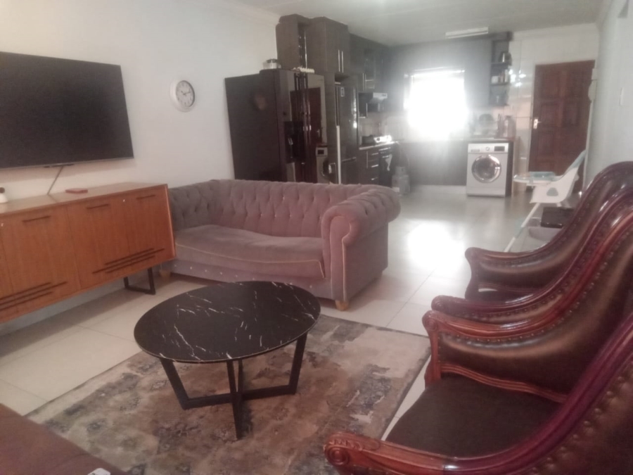 3 Bedroom Property for Sale in Vorna Valley Gauteng