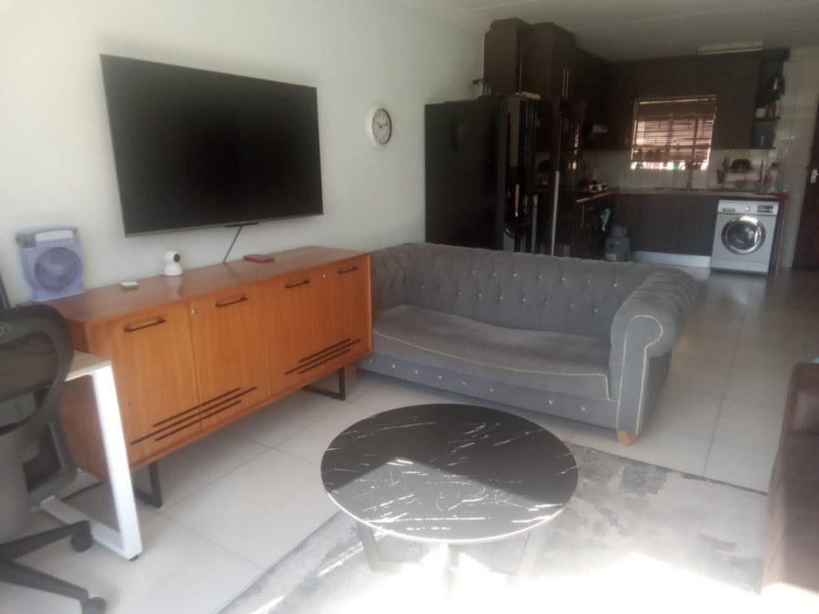 3 Bedroom Property for Sale in Vorna Valley Gauteng