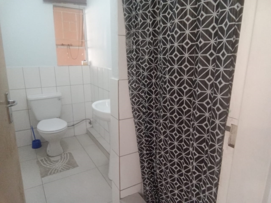 3 Bedroom Property for Sale in Vorna Valley Gauteng