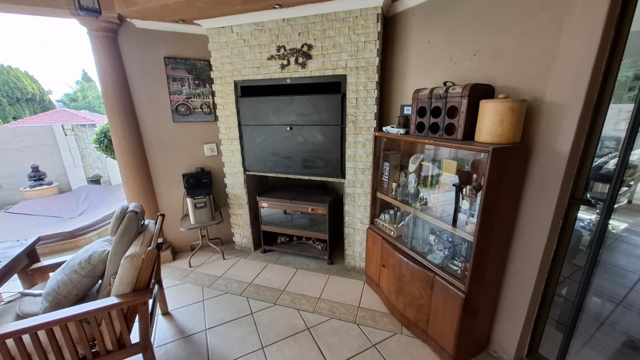 3 Bedroom Property for Sale in Kyalami Hills Gauteng