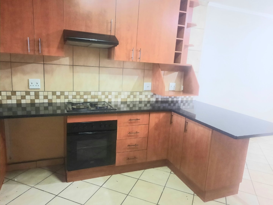 2 Bedroom Property for Sale in Wilro Park Gauteng