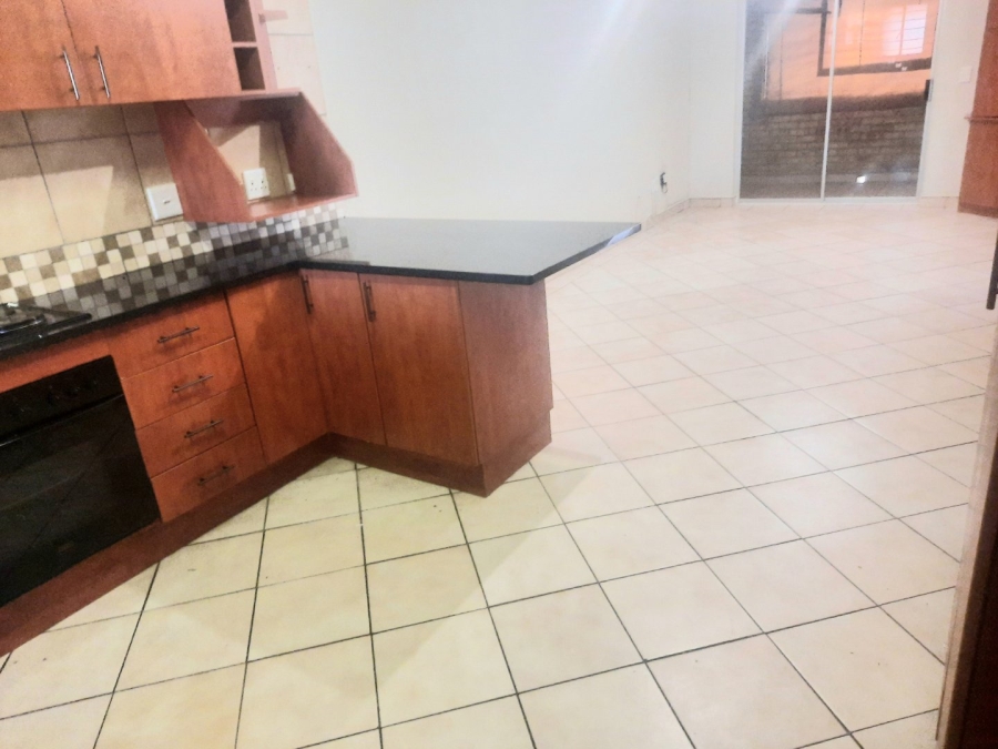 2 Bedroom Property for Sale in Wilro Park Gauteng