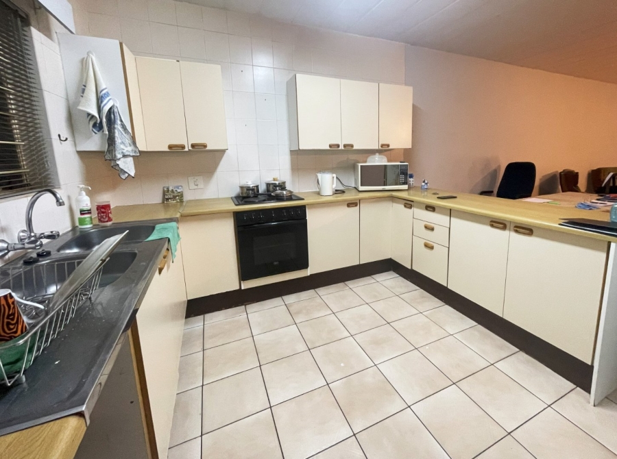 3 Bedroom Property for Sale in Zwartkop Gauteng