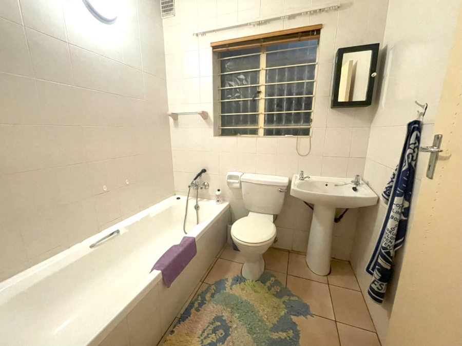 3 Bedroom Property for Sale in Zwartkop Gauteng