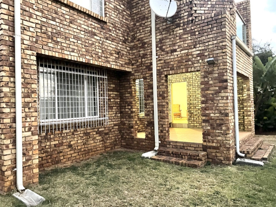 3 Bedroom Property for Sale in Zwartkop Gauteng