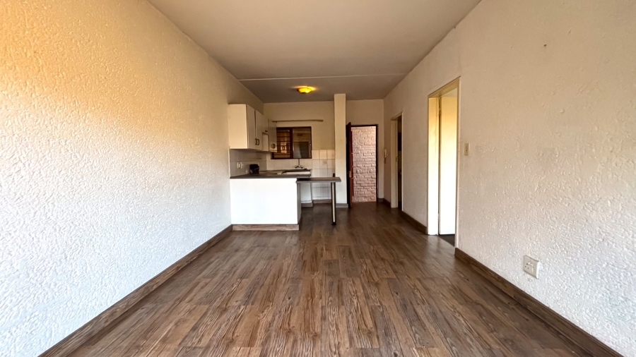 1 Bedroom Property for Sale in Westdene Gauteng