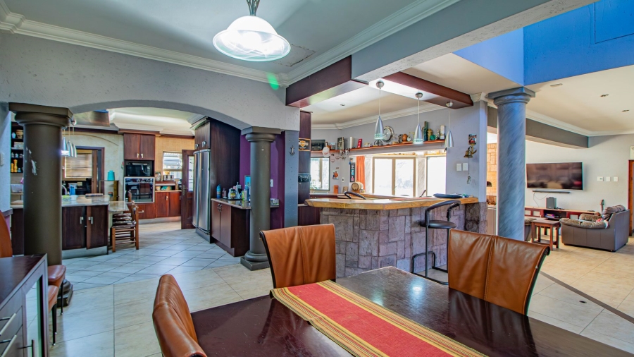 7 Bedroom Property for Sale in Pomona Gauteng