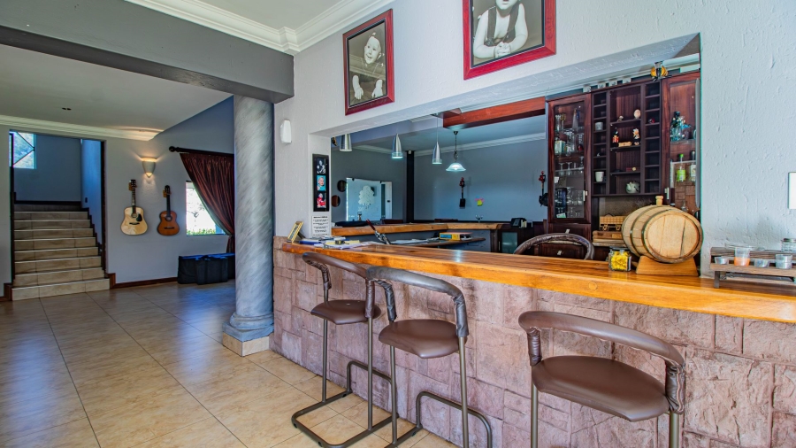 7 Bedroom Property for Sale in Pomona Gauteng