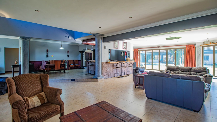 7 Bedroom Property for Sale in Pomona Gauteng