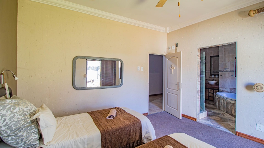 7 Bedroom Property for Sale in Pomona Gauteng
