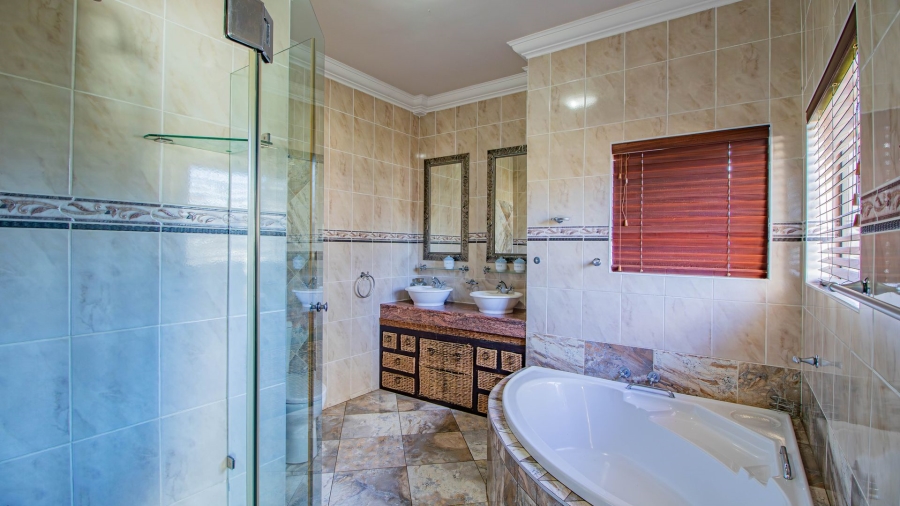 7 Bedroom Property for Sale in Pomona Gauteng