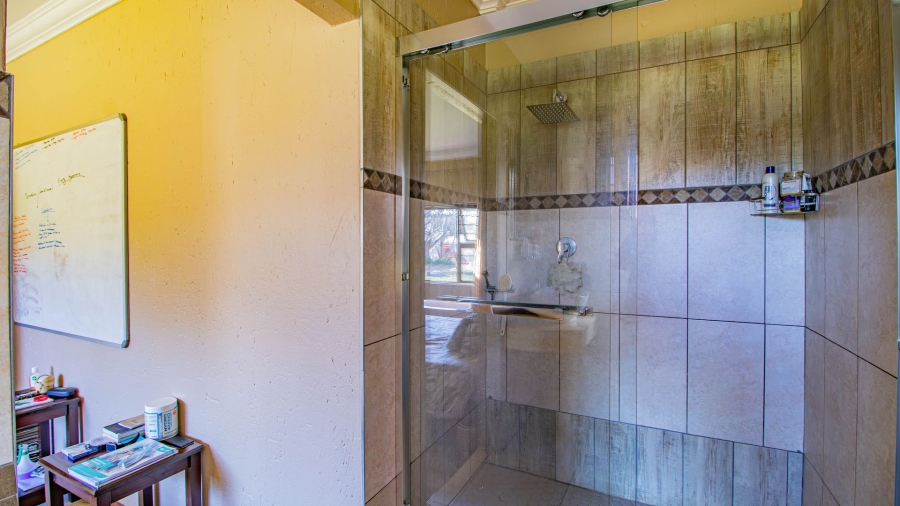 7 Bedroom Property for Sale in Pomona Gauteng