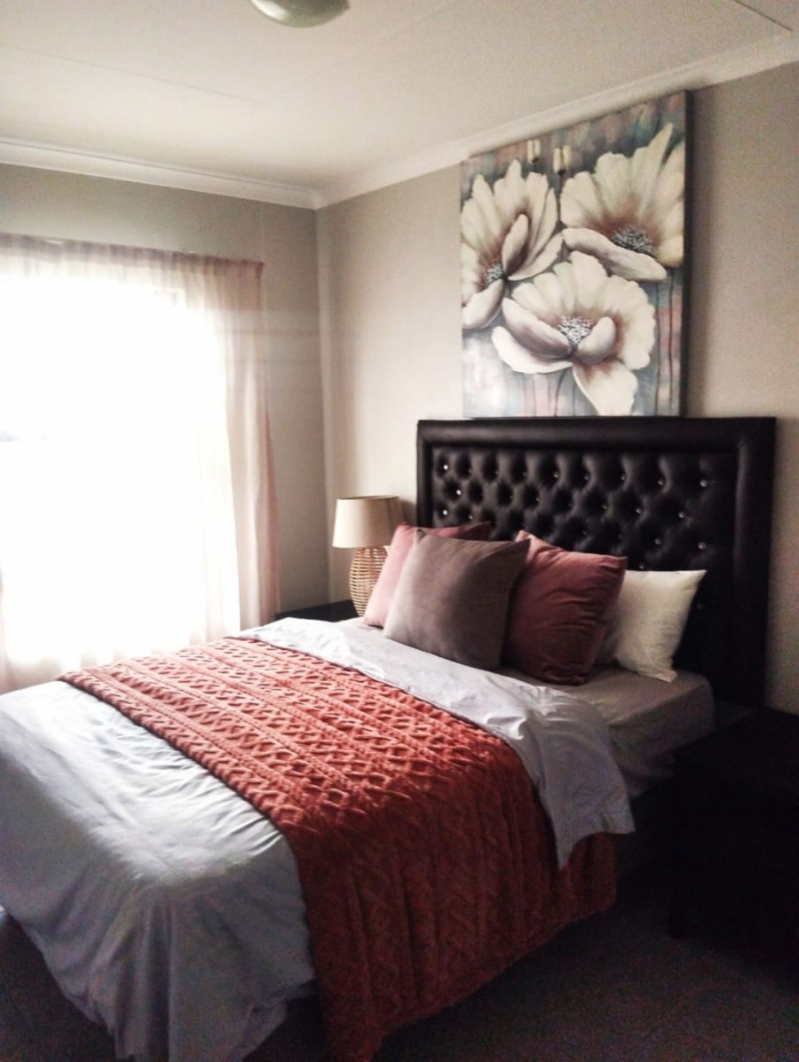 3 Bedroom Property for Sale in Crystal Park Gauteng